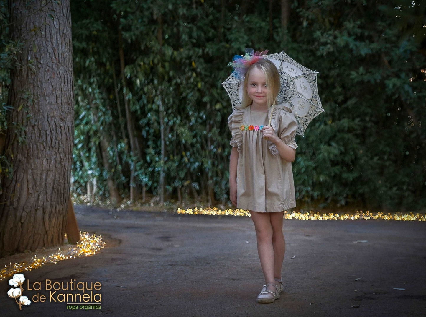 Vestido de media manga niña Flores - La Boutique de Kannela